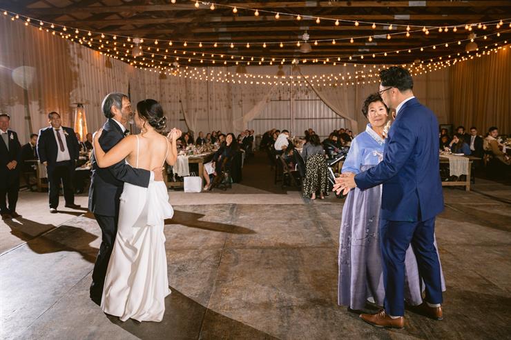 oz-farm-saugerties-ny-wedding-photography-jong yun-kimberly3979689.jpg